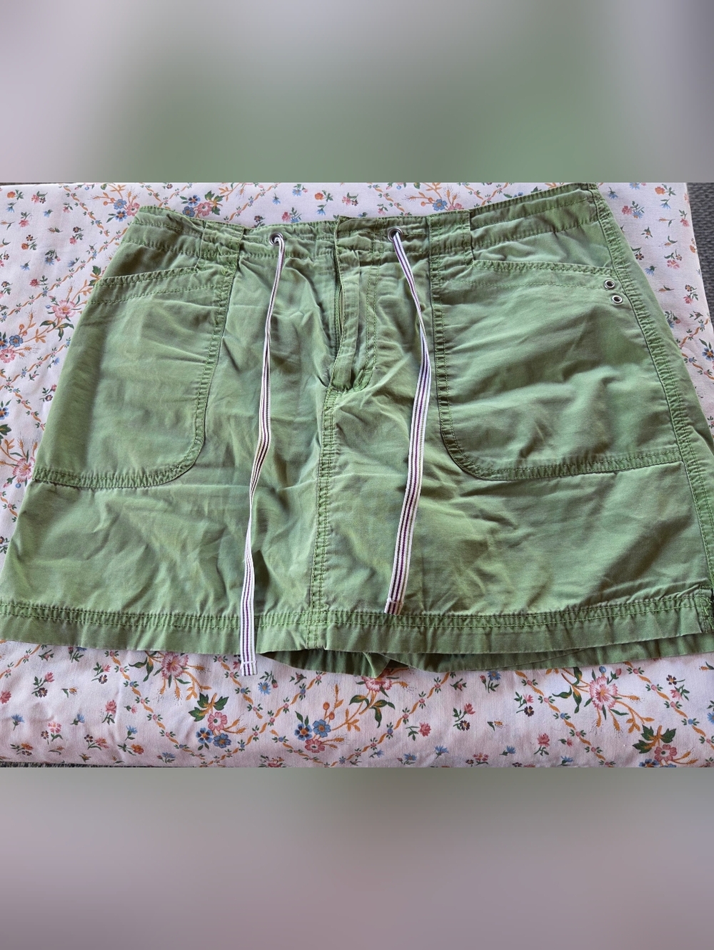 Early 2000's Casual Drawstring Green Mini Skirt